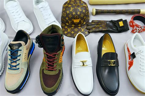 louis vuitton vs gucci sneakers|Louis Vuitton vs Gucci belt.